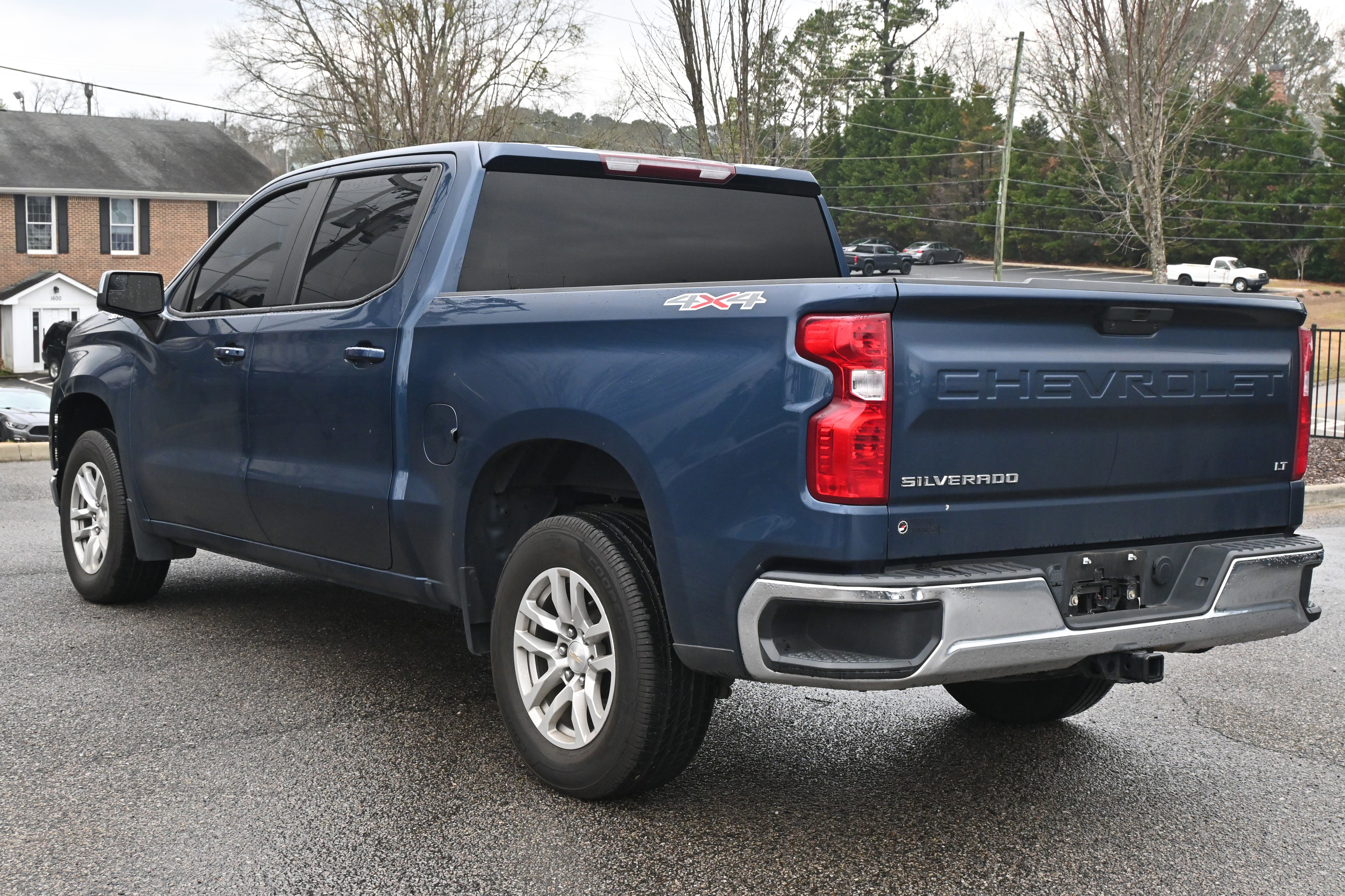 Used 2021 Chevrolet Silverado 1500 LT image 11
