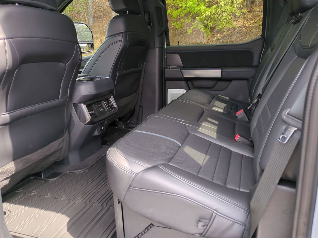 Used 2026 Ford F250 Platinum w/ Tremor Off-Road Package image 18