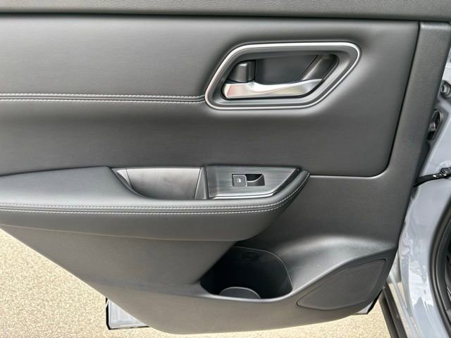 New 2026 Nissan Rogue Platinum image 15
