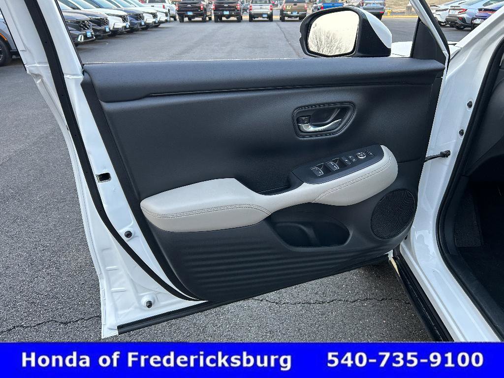 Certified 2026 Honda HR-V EX-L image 10