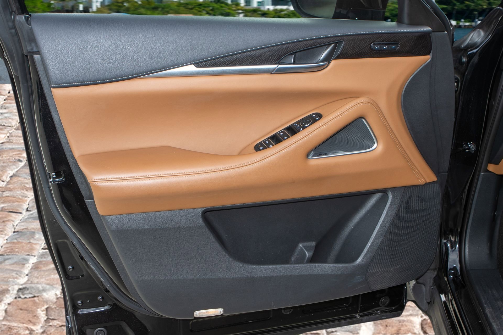 Used 2023 INFINITI QX60 Sensory w/ Cargo Package image 30