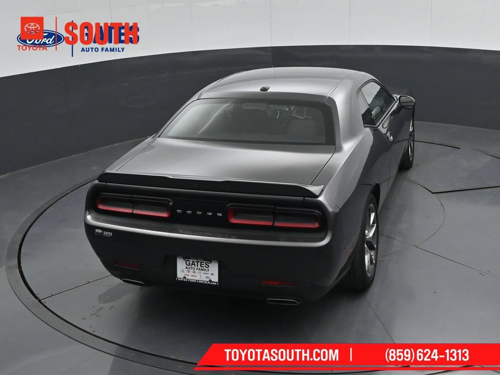 Used 2022 Dodge Challenger GT RWD image 39