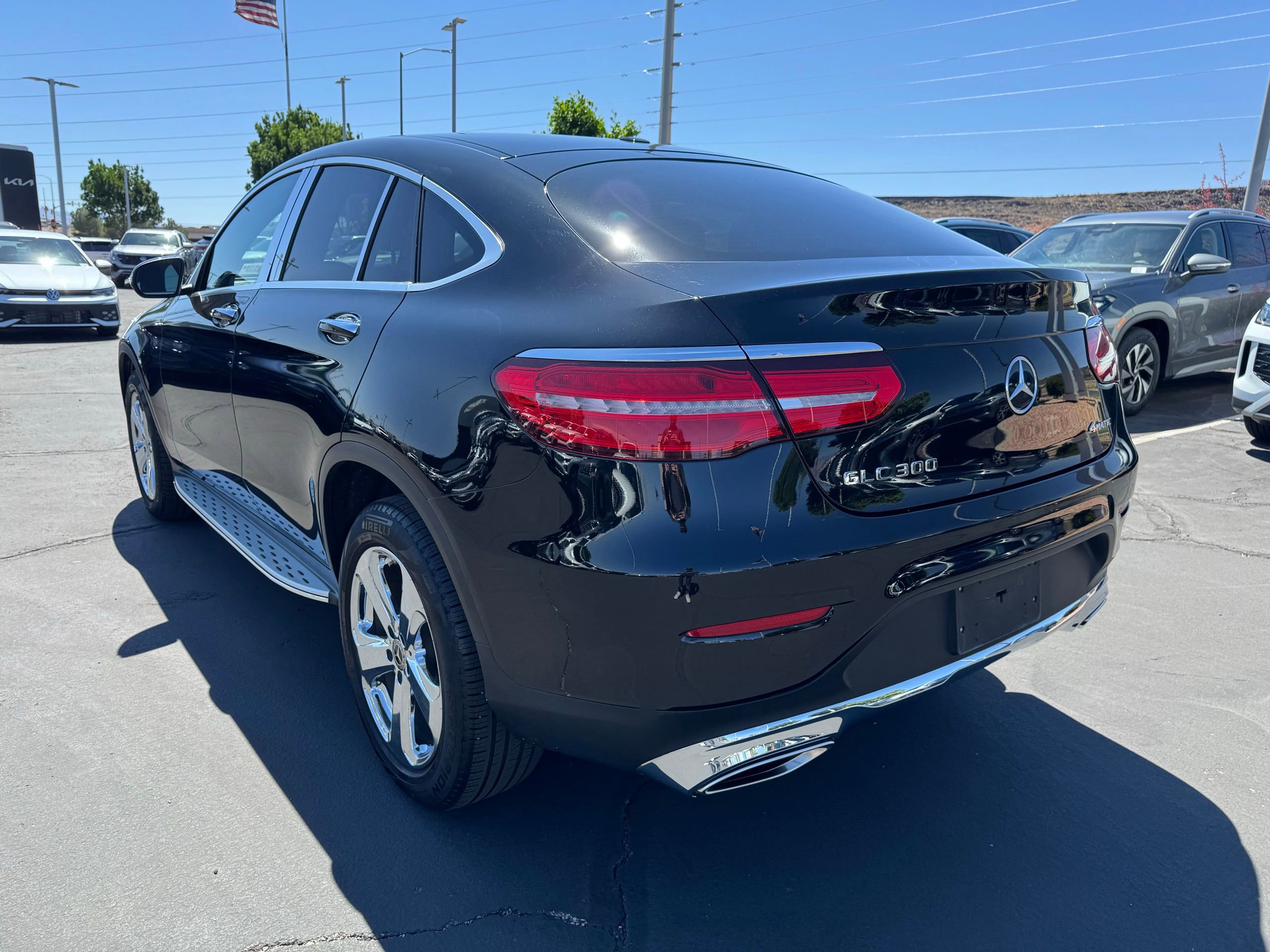 Used 2018 Mercedes-Benz GLC 300 4MATIC Coupe image 4
