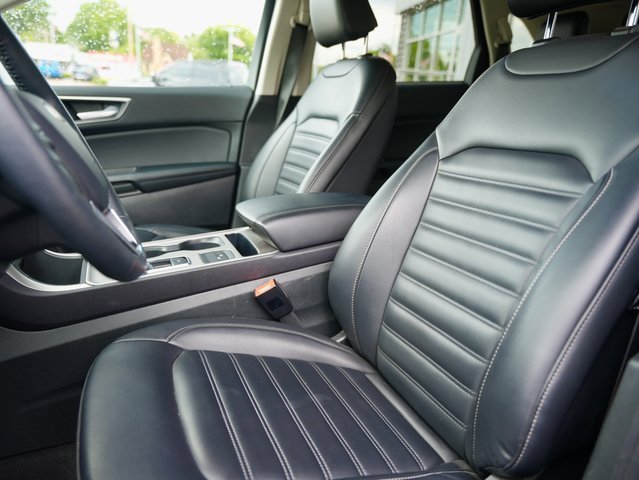 Used 2024 Ford Edge SEL image 14