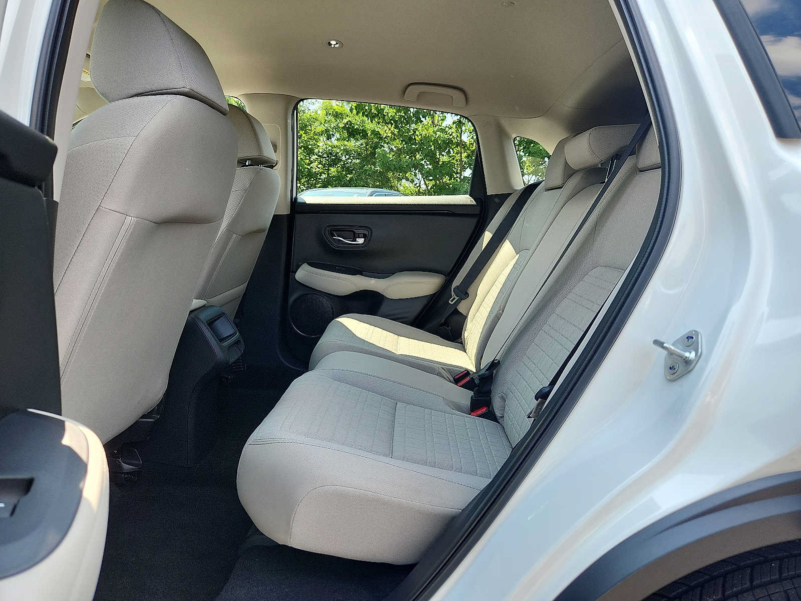 Certified 2026 Honda HR-V LX image 9
