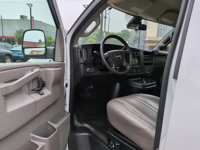 Used 2021 Chevrolet Express 2500 w/ Driver Convenience Package RWD image 9