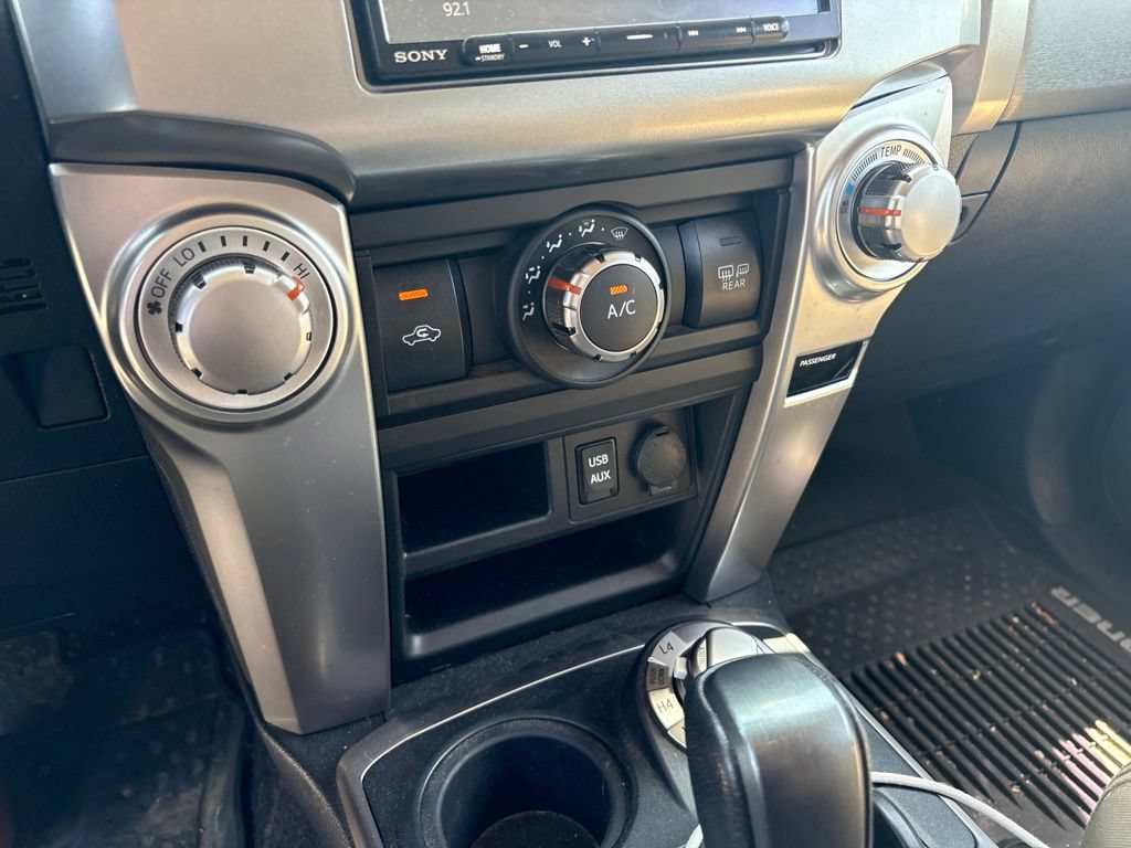Used 2019 Toyota 4Runner SR5 AWD/4WD image 25