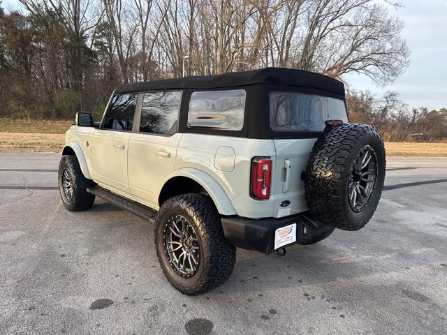 Used 2022 Ford Bronco Outer Banks image 5