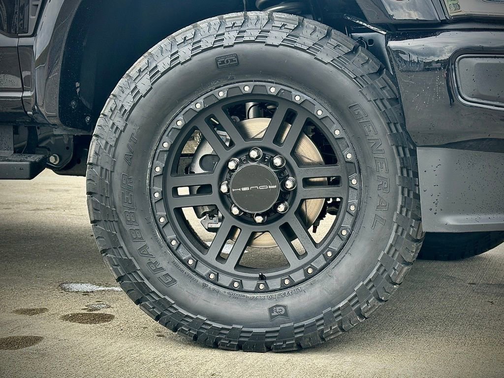 New 2026 Ford F250 Lariat w/ Black Appearance Package image 12
