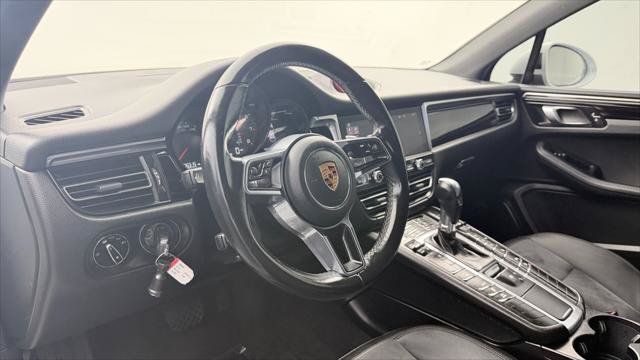 Used 2019 Porsche Macan AWD/4WD image 24
