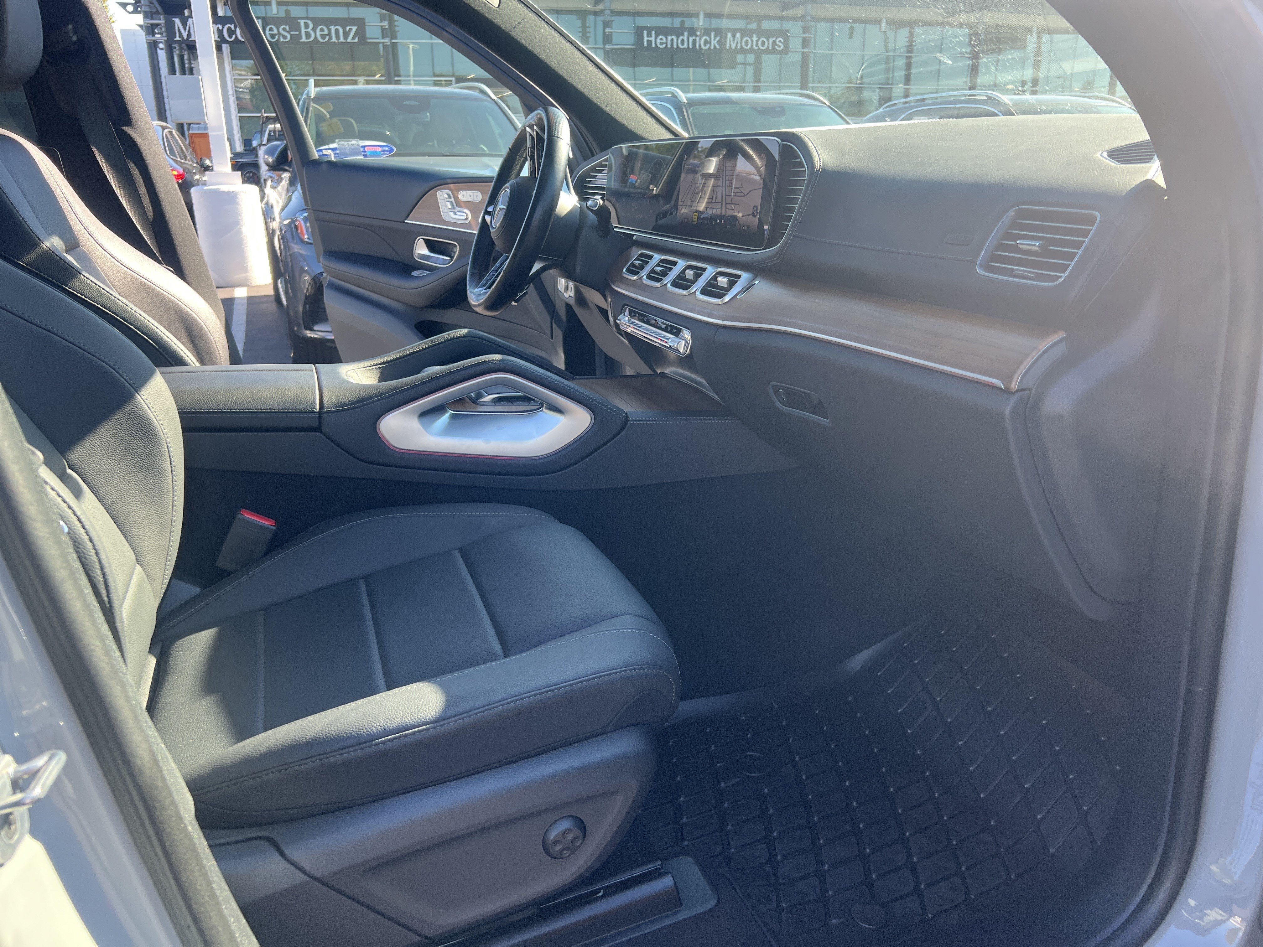 Certified 2024 Mercedes-Benz GLS 450 4MATIC image 35