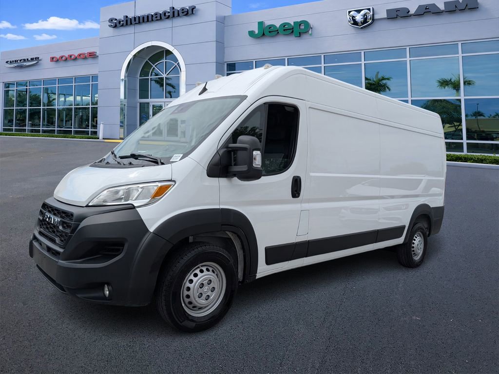 Used 2024 RAM ProMaster 2500 w/ Convenience Group FWD image 3
