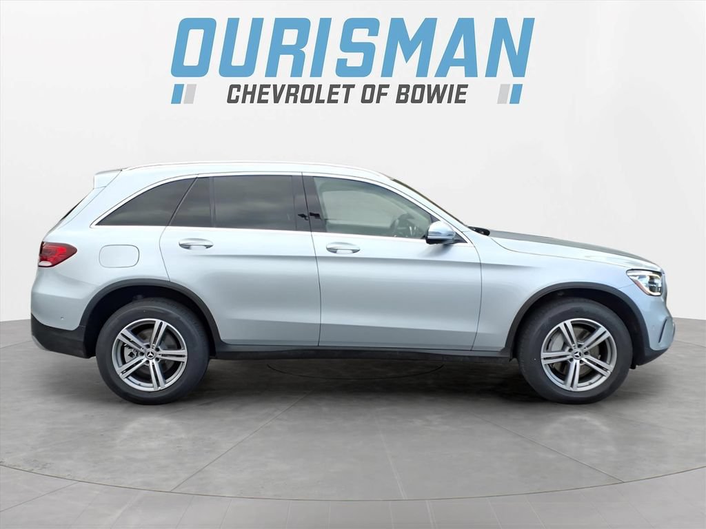 Used 2022 Mercedes-Benz GLC 300 image 2