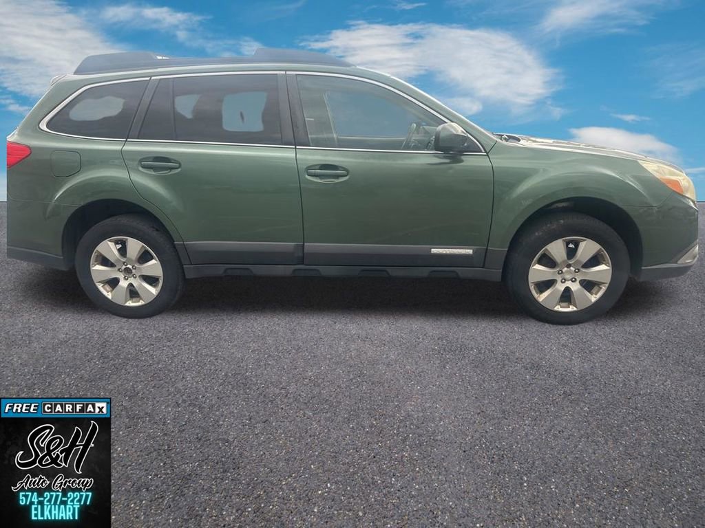 Used 2011 Subaru Outback 2.5i Premium w/ All-Weather Pkg AWD/4WD image 5