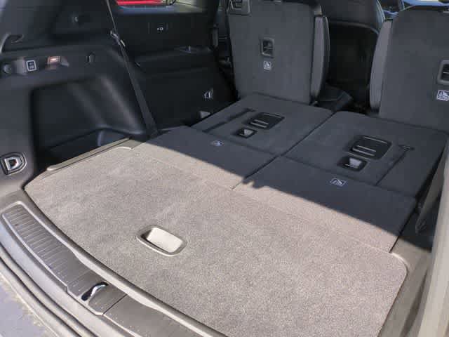 New 2025 Jeep Grand Cherokee L Altitude image 35