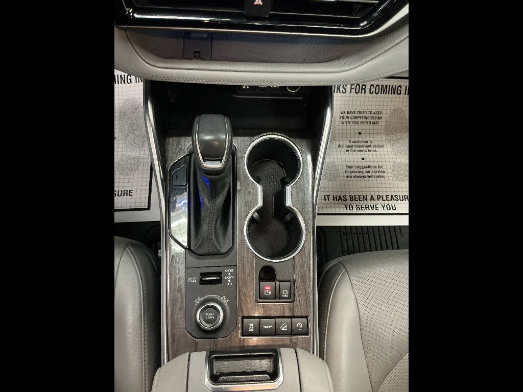 Used 2021 Toyota Highlander Limited AWD/4WD image 14