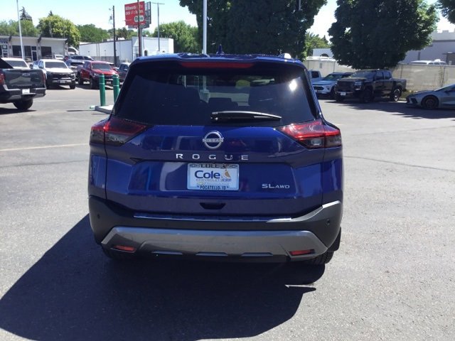 Used 2022 Nissan Rogue SL w/ SL Premium Package image 5