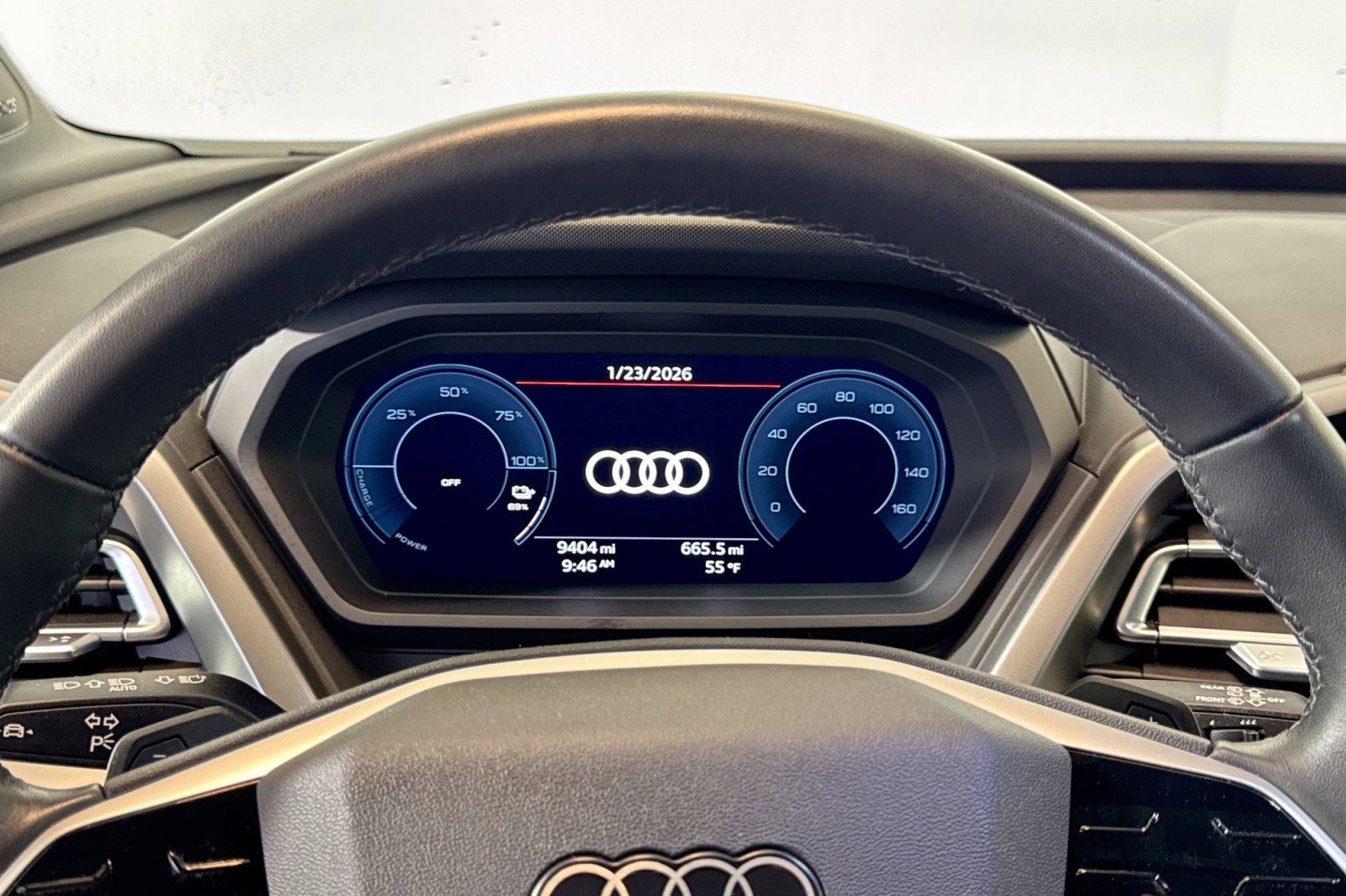 Used 2025 Audi Q4 e-tron Premium Plus image 12