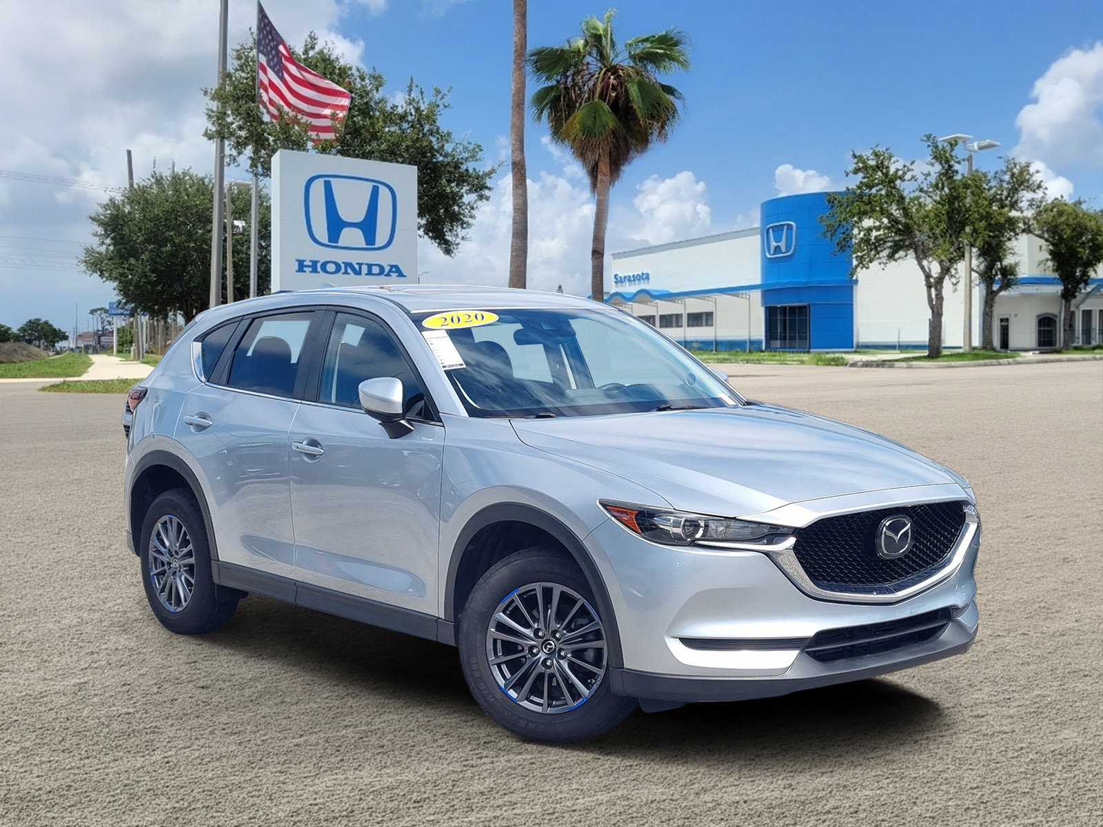 Used 2020 MAZDA CX-5 Touring FWD image 1
