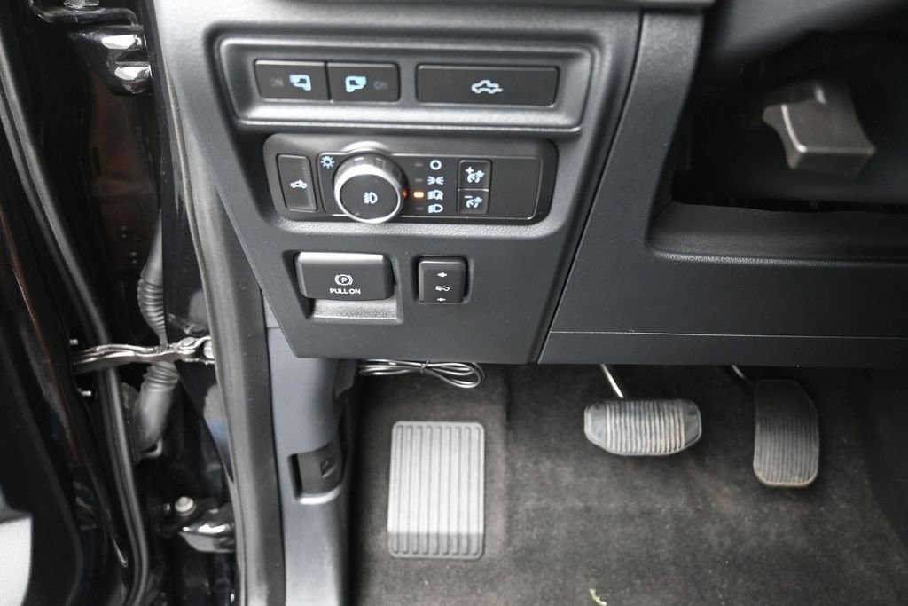 Used 2021 Ford F150 Lariat AWD/4WD image 16