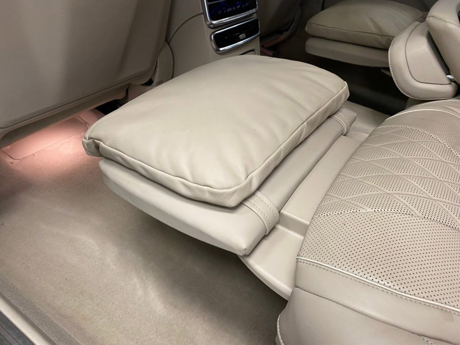 Used 2018 Mercedes-Benz Maybach S 560 4MATIC image 40