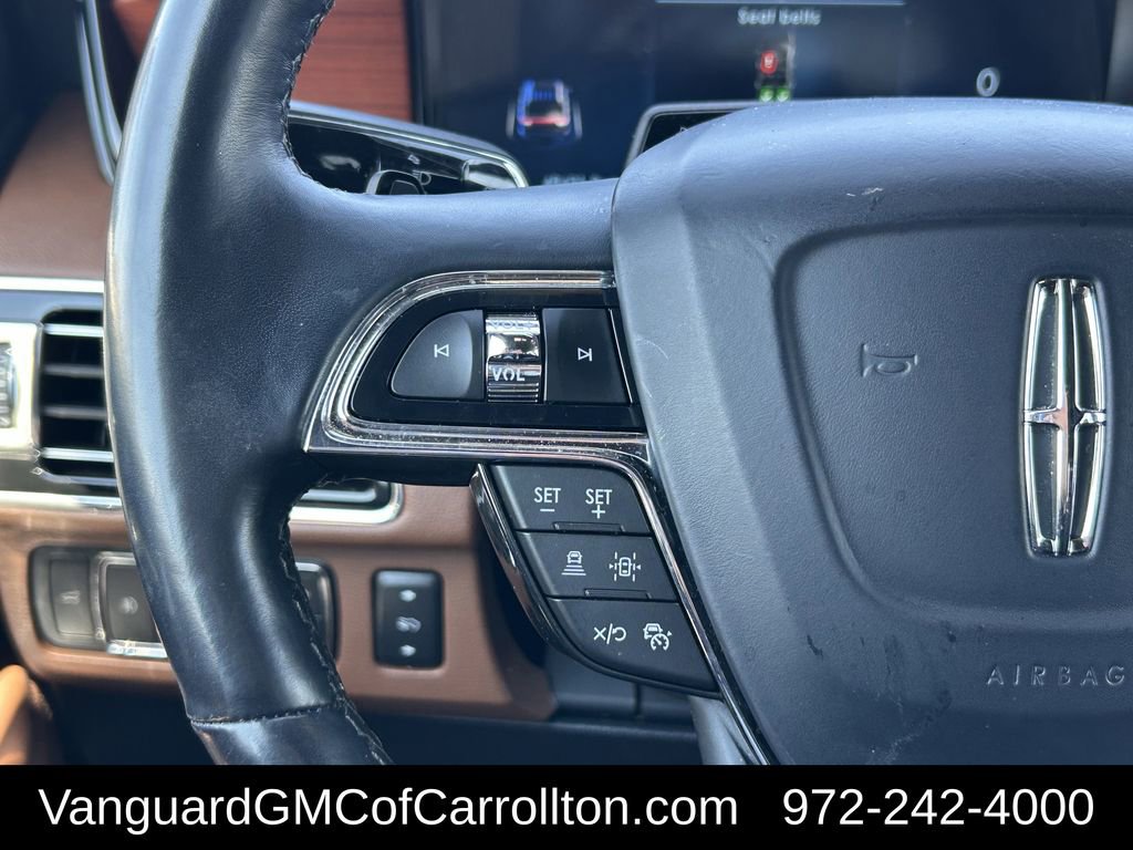 Used 2022 Lincoln Navigator Reserve image 16