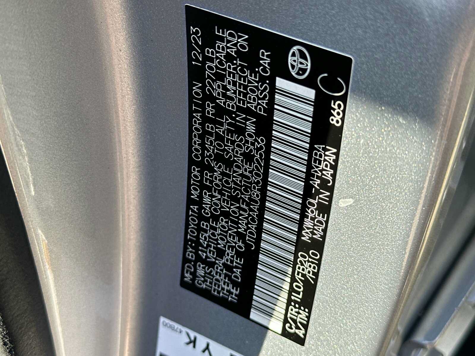 Used 2024 Toyota Prius LE FWD image 34