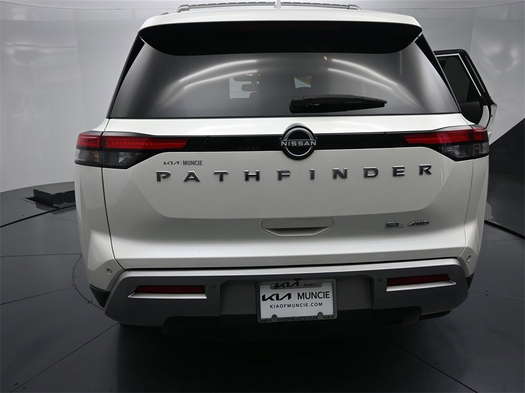 Used 2022 Nissan Pathfinder SL image 9
