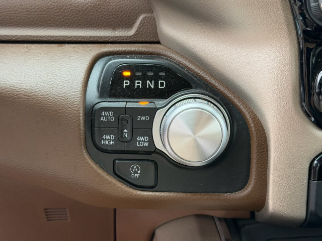 Used 2019 RAM 1500 Laramie AWD/4WD image 22