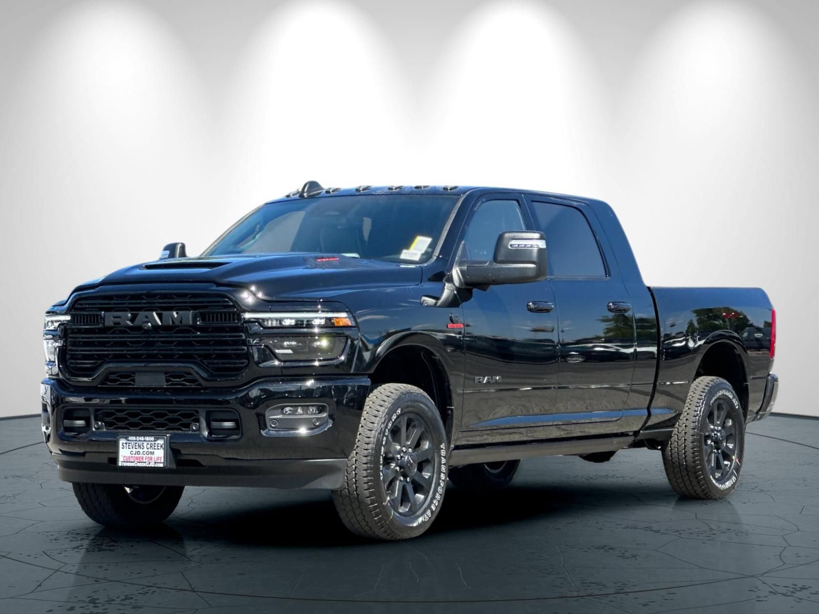 New 2026 RAM 2500 Laramie AWD/4WD image 8