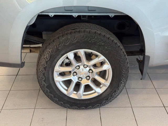 Certified 2023 Chevrolet Silverado 1500 LT w/ Z71 Off-Road Package AWD/4WD image 39