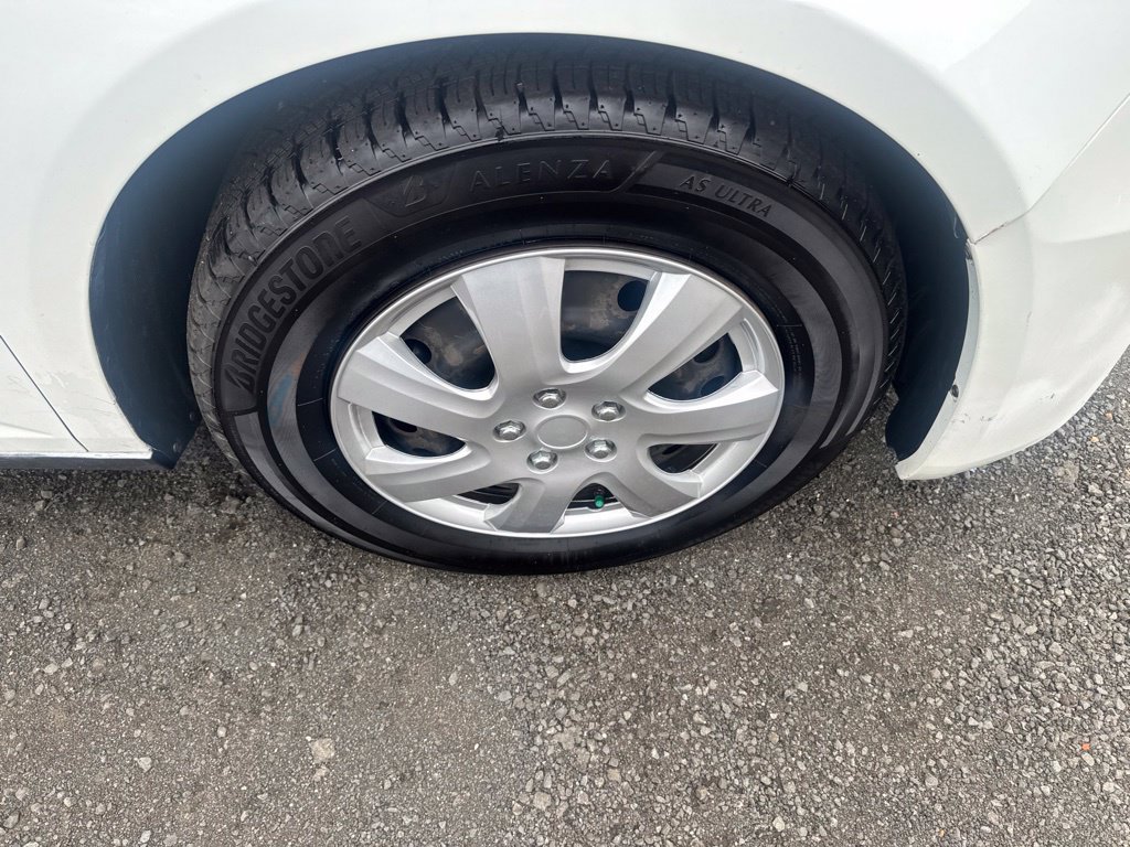 Used 2011 Honda Odyssey LX image 24
