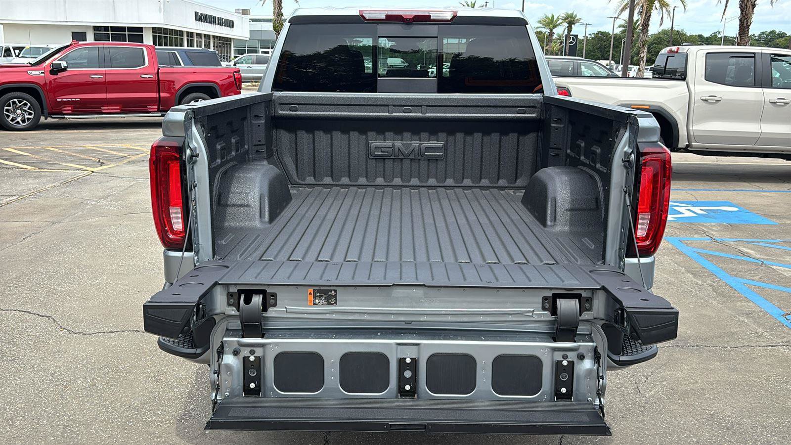 New 2026 GMC Sierra 1500 Denali AWD/4WD image 7