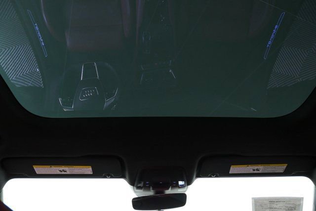 Used 2023 Audi e-tron GT Prestige image 19