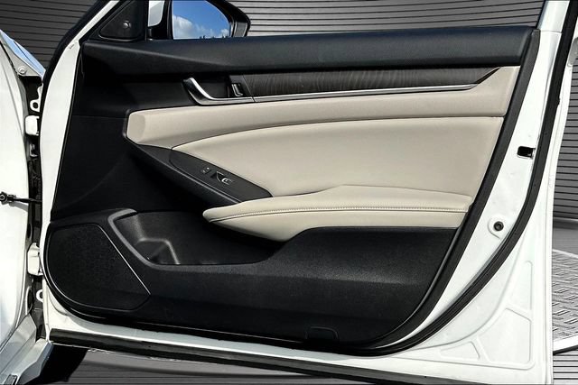 Used 2018 Honda Accord EX-L image 28