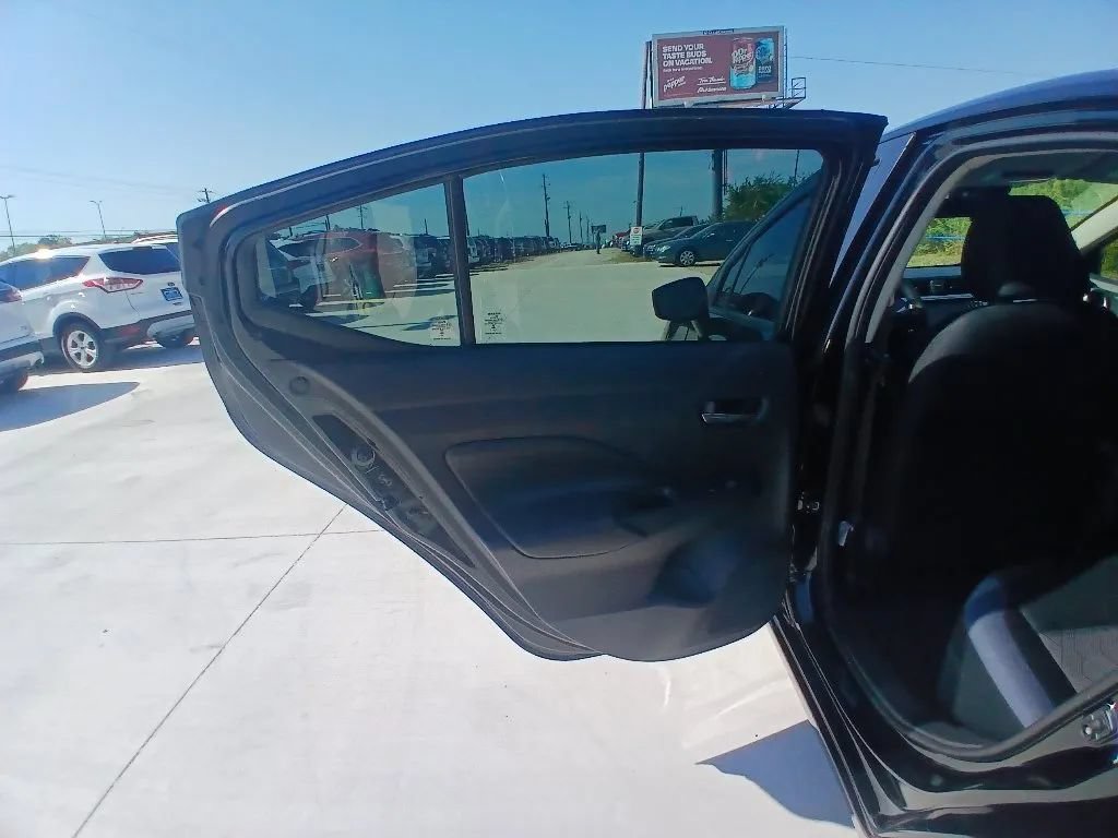 Used 2024 Nissan Versa SV w/ Trunk Package FWD image 15