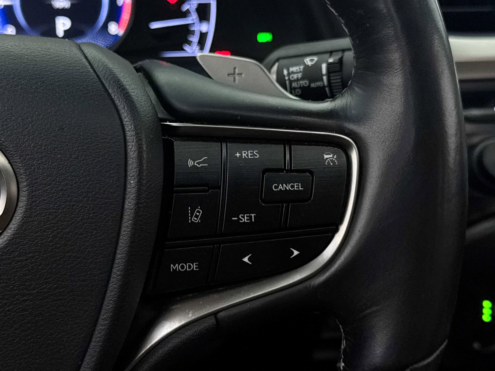 Used 2019 Lexus ES 350 Luxury w/ Accessory Package FWD image 39