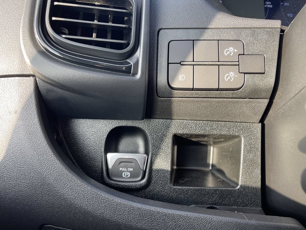 New 2025 RAM ProMaster 2500 w/ Premium Convenience Group FWD image 16