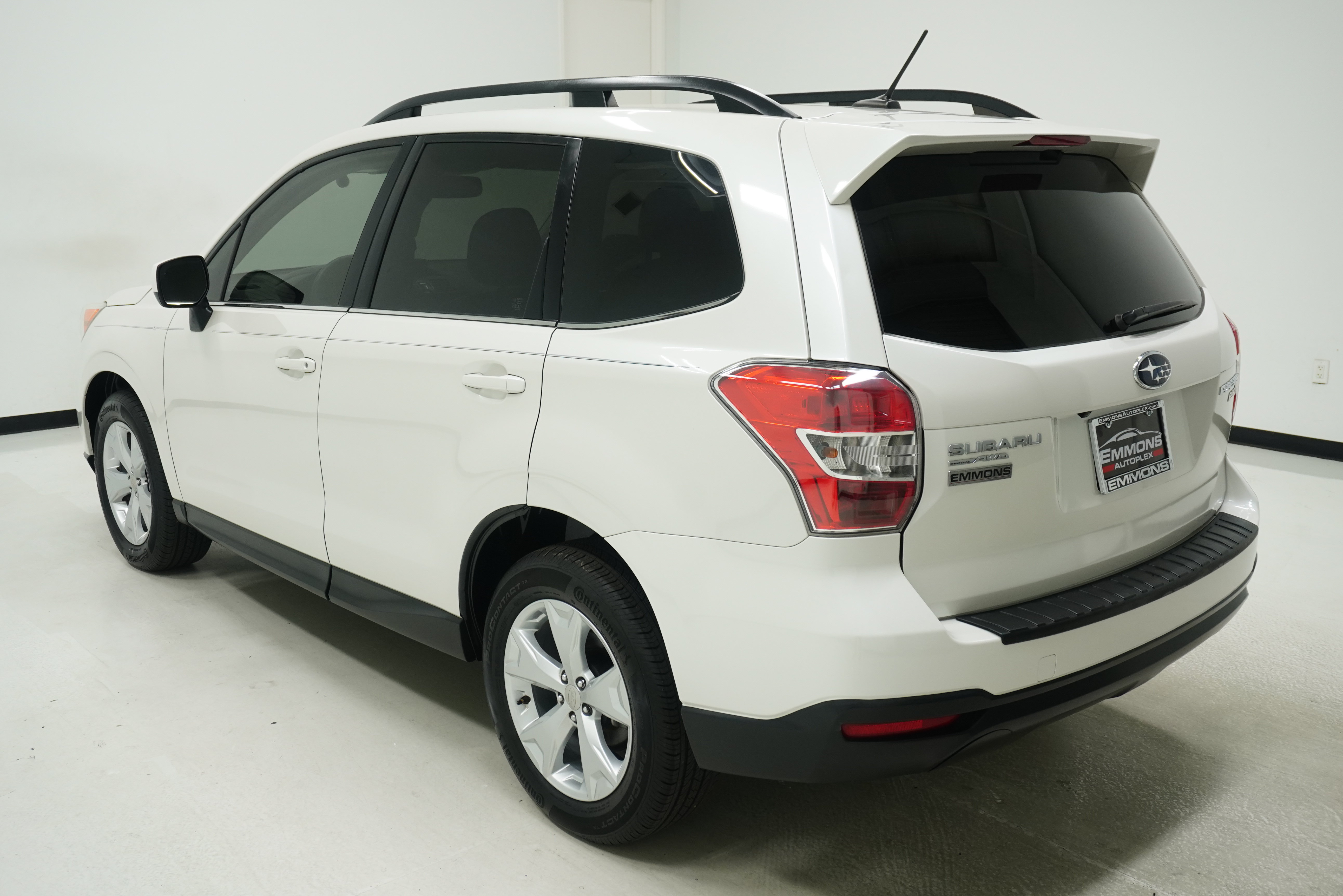 Used 2015 Subaru Forester 2.5i Limited w/ Popular Package #2 AWD/4WD image 6