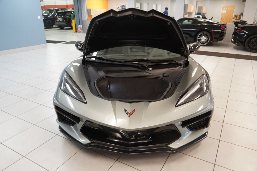 Used 2022 Chevrolet Corvette Stingray Preferred Cpe w/ Battery Protection Package RWD image 17