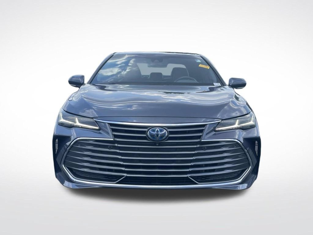 Used 2020 Toyota Avalon Limited w/ Advanced Safety Package FWD image 2