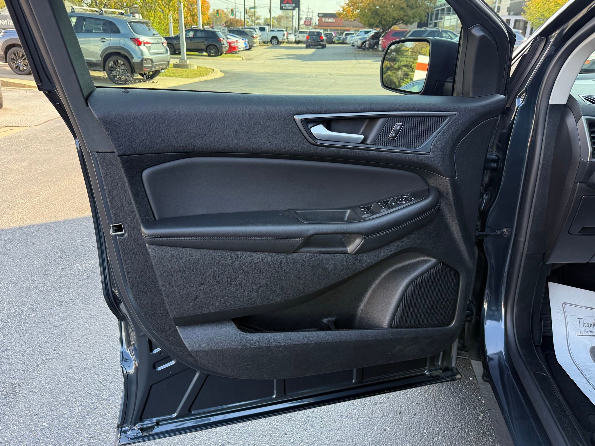 Used 2024 Ford Edge SE image 26