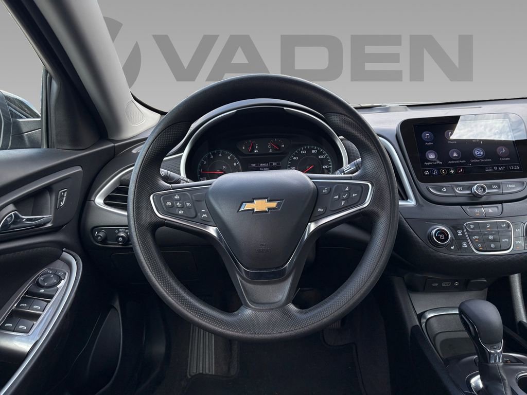 Used 2025 Chevrolet Malibu LT image 11