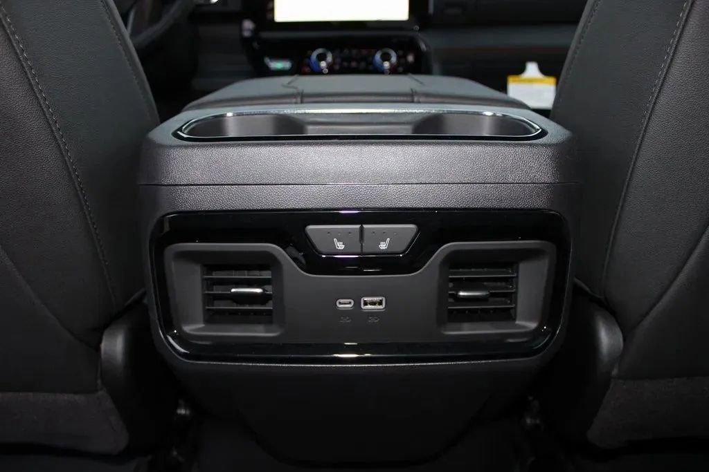 New 2026 GMC Sierra 1500 AT4 image 33