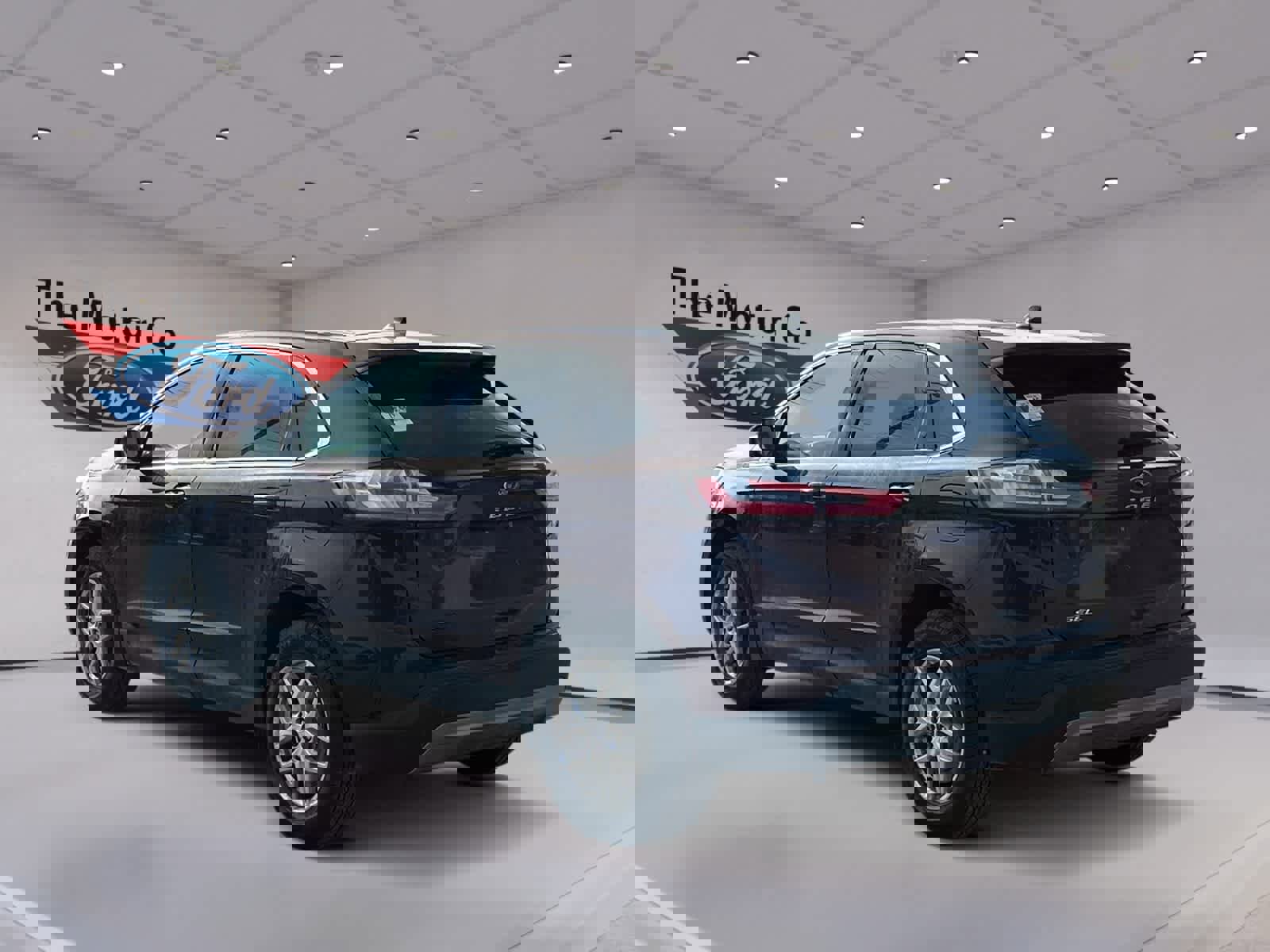 Certified 2022 Ford Edge SEL image 5