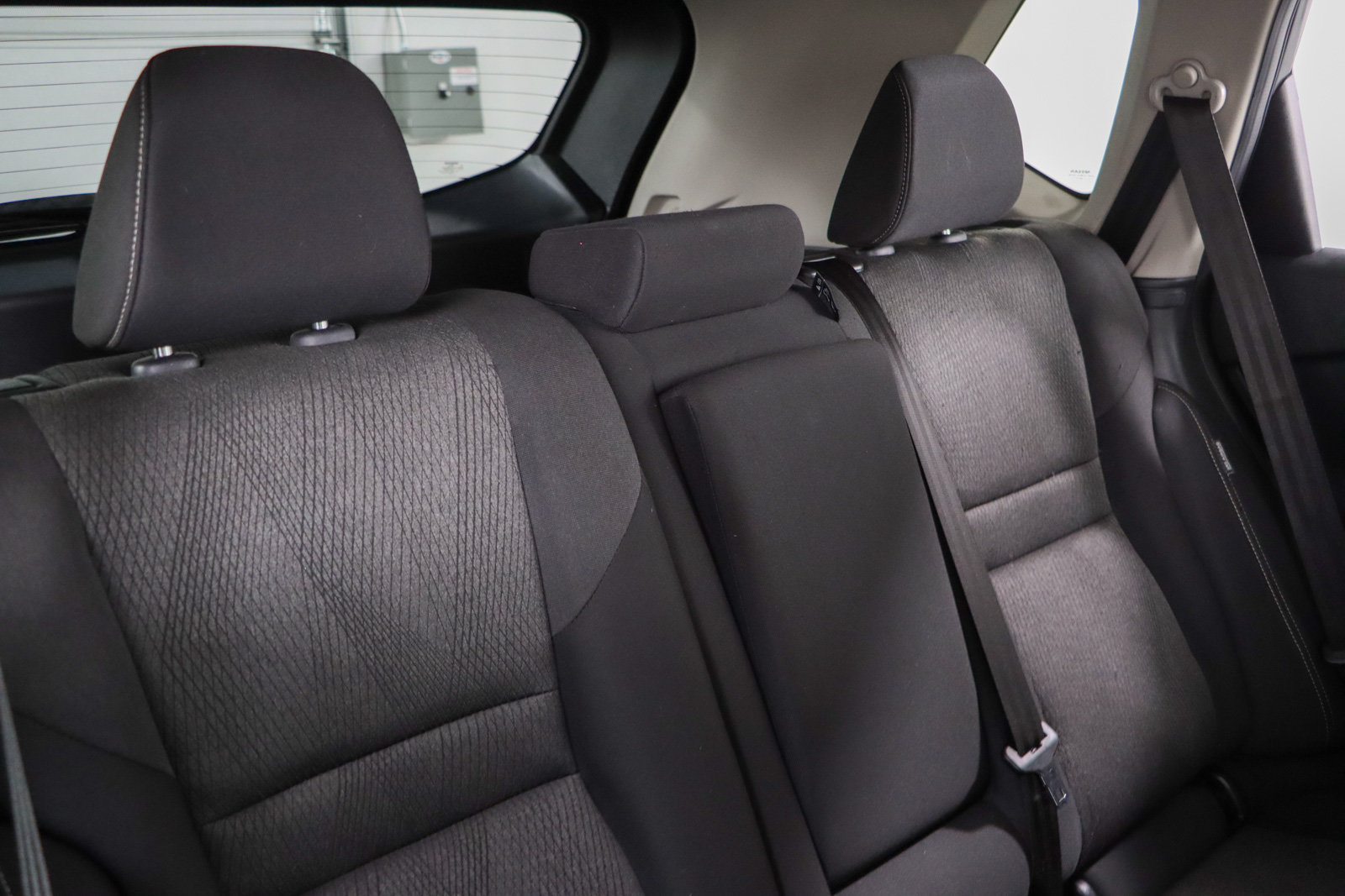 Used 2024 Nissan Rogue SV FWD image 27