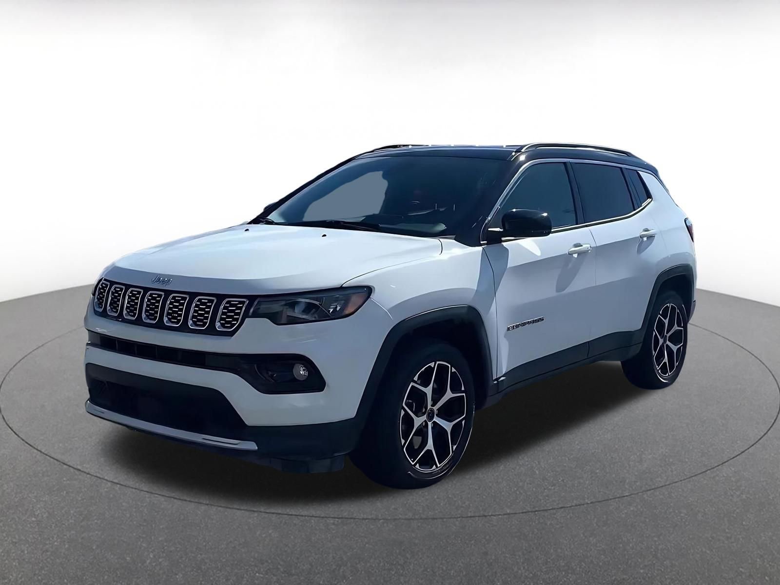 Used 2025 Jeep Compass Limited image 7