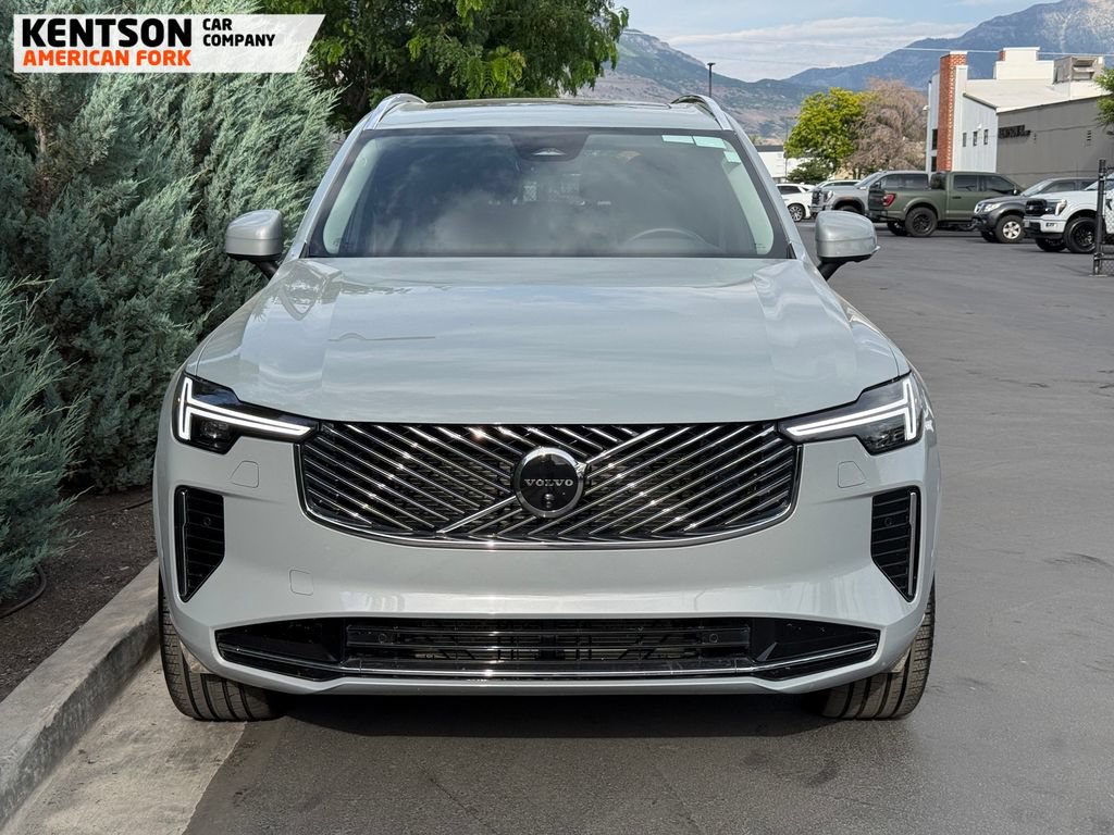 Used 2026 Volvo XC90 B6 Plus AWD/4WD image 2