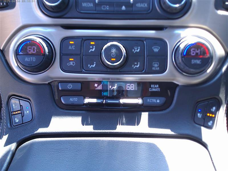 Used 2018 GMC Yukon XL Denali w/ Denali Ultimate Package AWD/4WD image 18