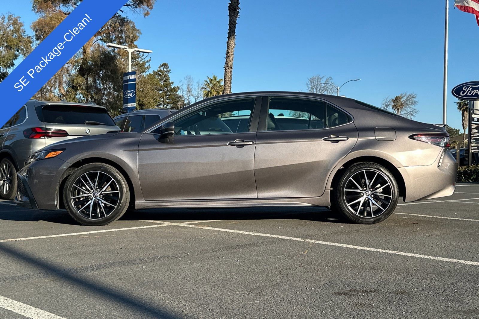 Used 2024 Toyota Camry SE image 7